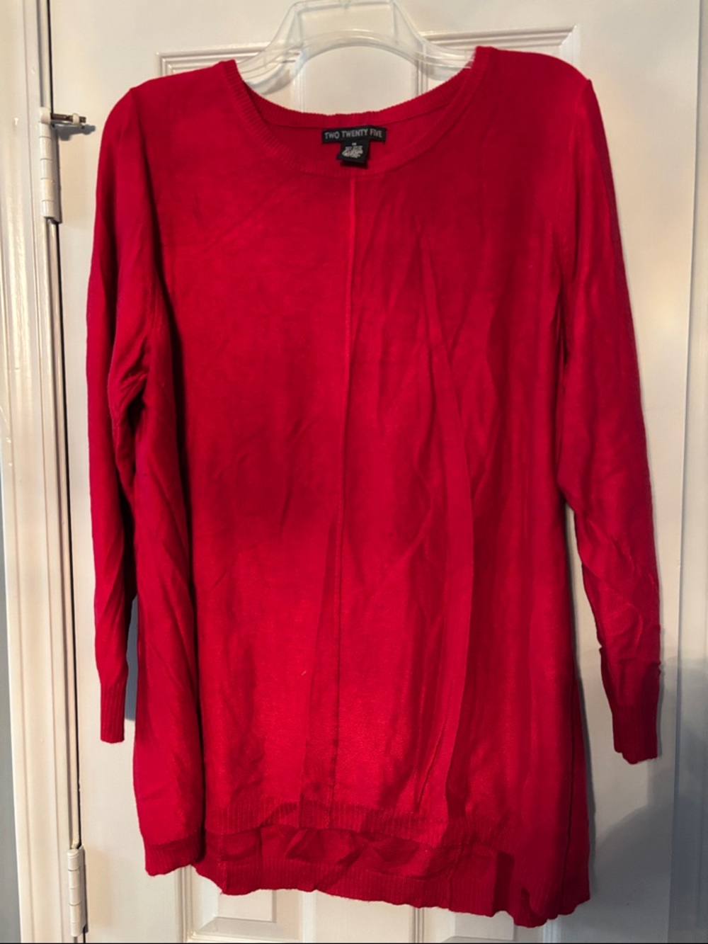 Two Twenty Five Red Long Sleeve Knit Lightweight Cashmere Blend Sweater